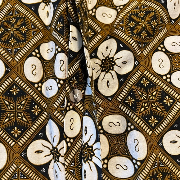 Men’s button up - Picture 5 of 8